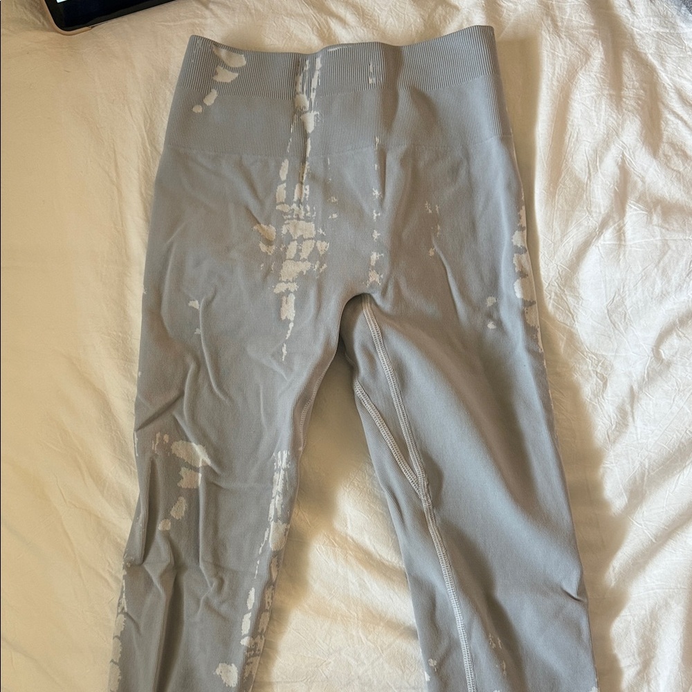 AUROLA Serpent Snake Seamless Scrunch Workout Leggings